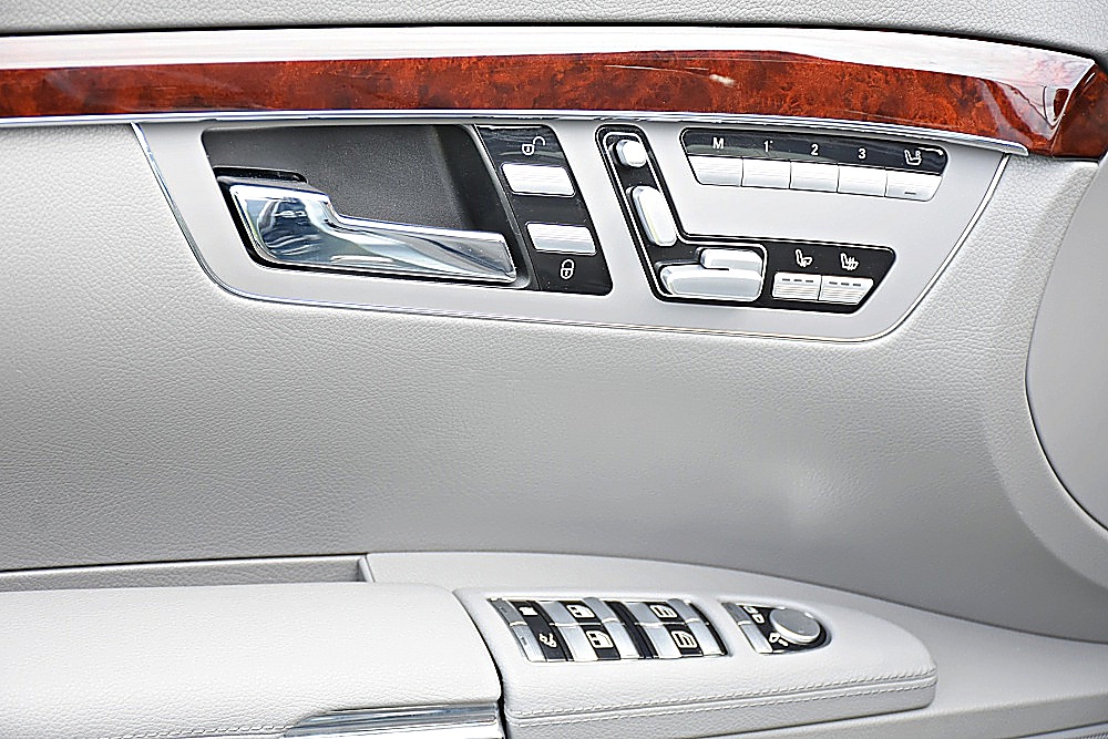 2008 Mercedes S550 Sedan