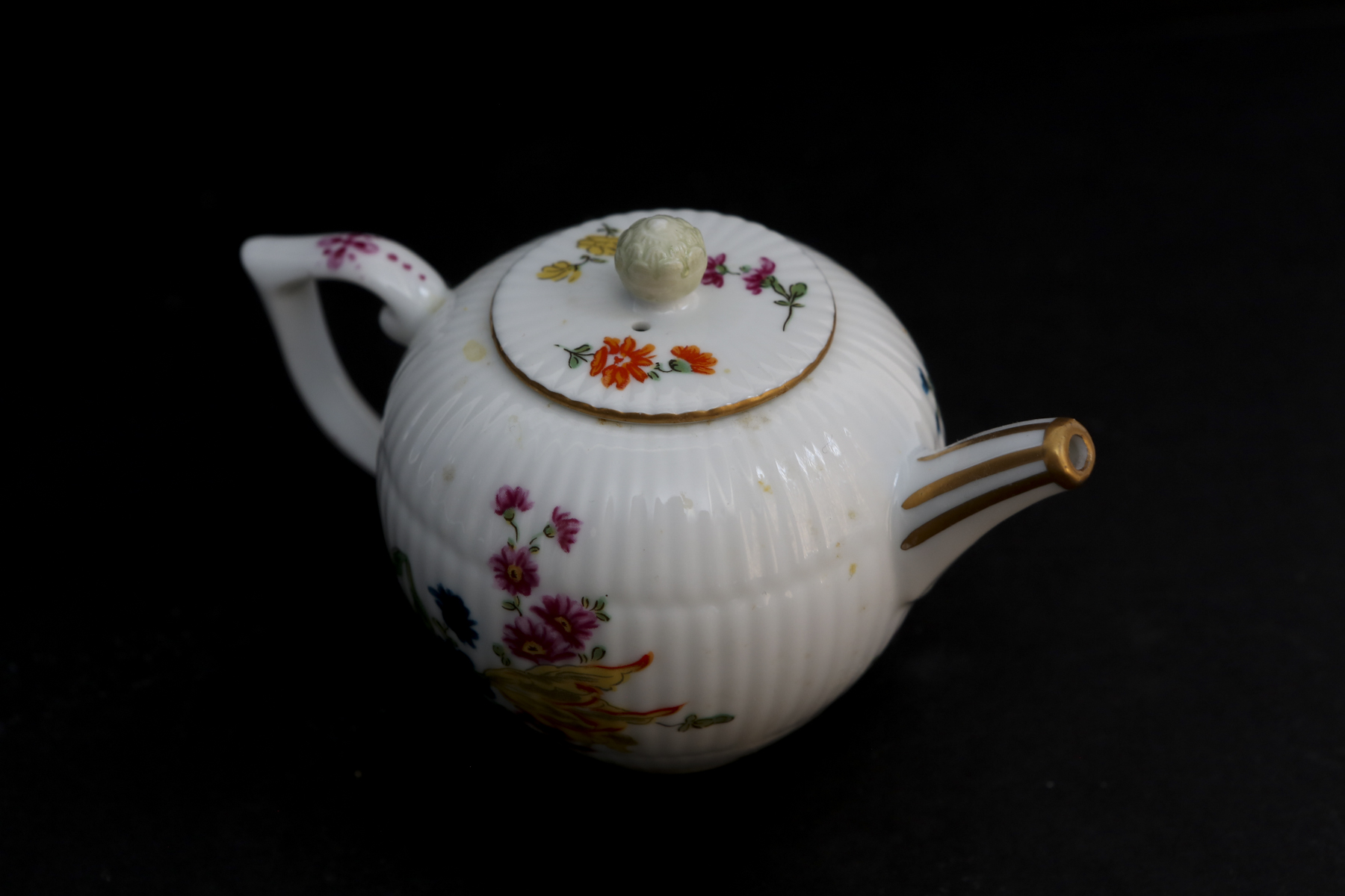 Two Vintage Franklin Mint Porcelain Teapots