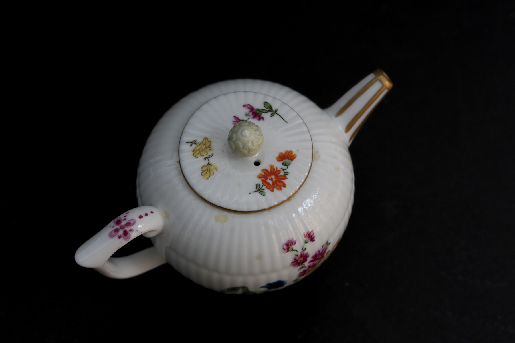 Two Vintage Franklin Mint Porcelain Teapots