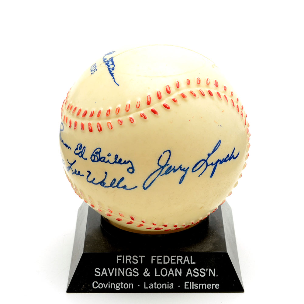 1960 Cincinnati Reds Replica Signed Plastic Coin Bank