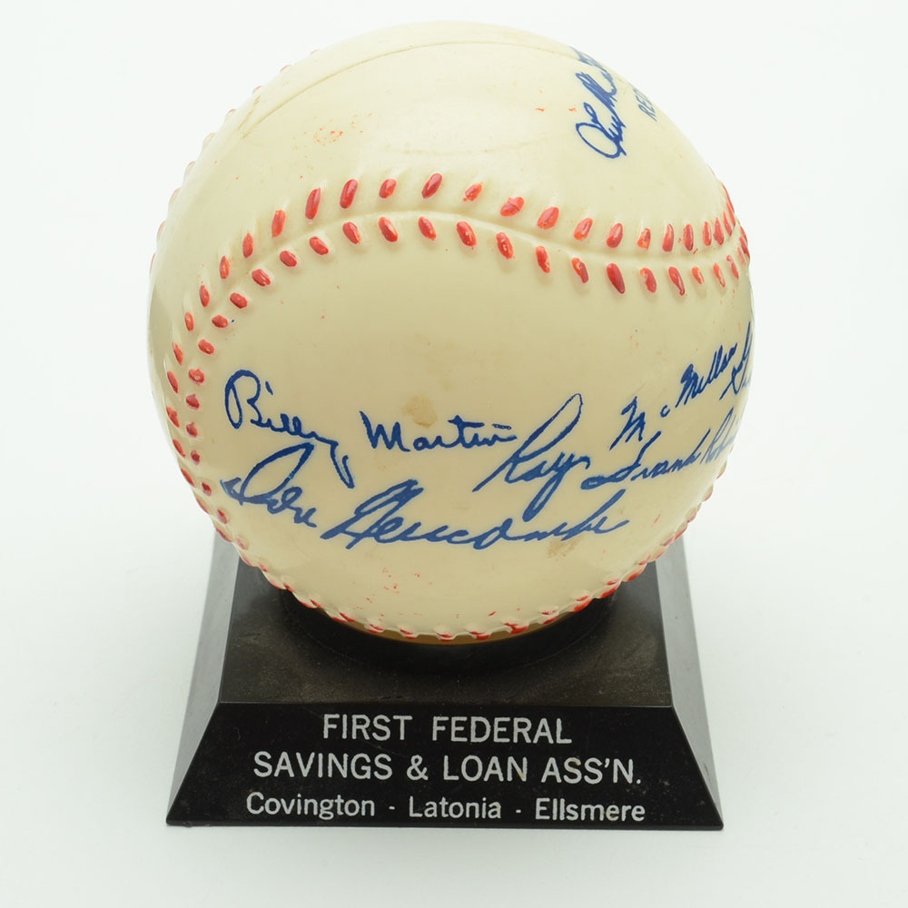 1960 Cincinnati Reds Replica Signed Plastic Coin Bank