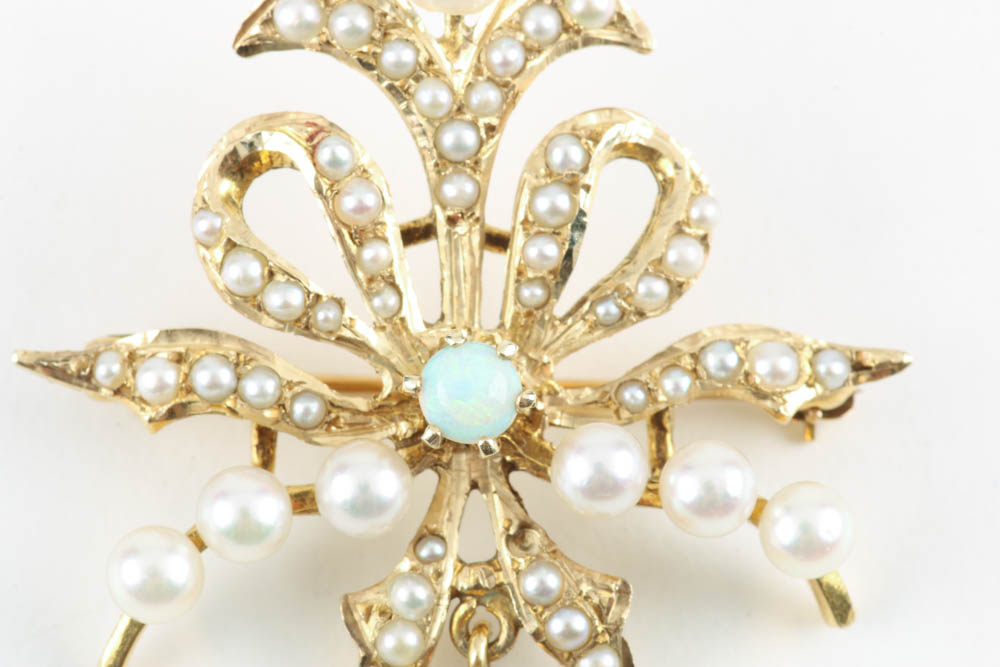 14K Yellow Gold Antique Brooch with Pearls and Opals