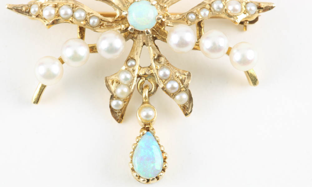 14K Yellow Gold Antique Brooch with Pearls and Opals