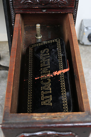 Antique Singer Sewing Machine With Treadle Base