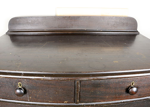 Vintage Federal Style Dresser With Five Drawers