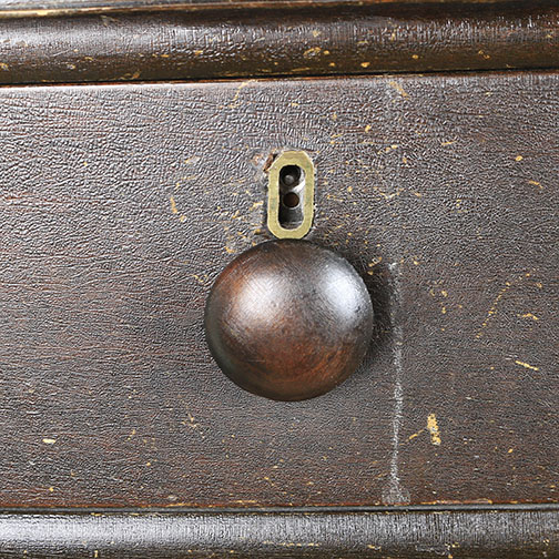 Vintage Federal Style Dresser With Five Drawers