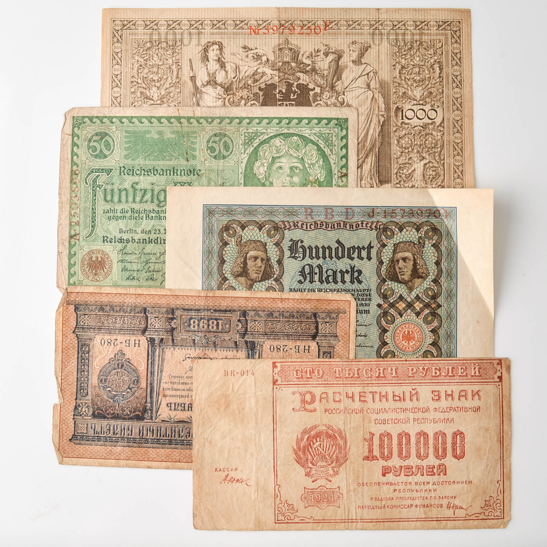 Assorted European Banknotes and "Catalogue of European Paper Money Since 1900" by Albert Pick