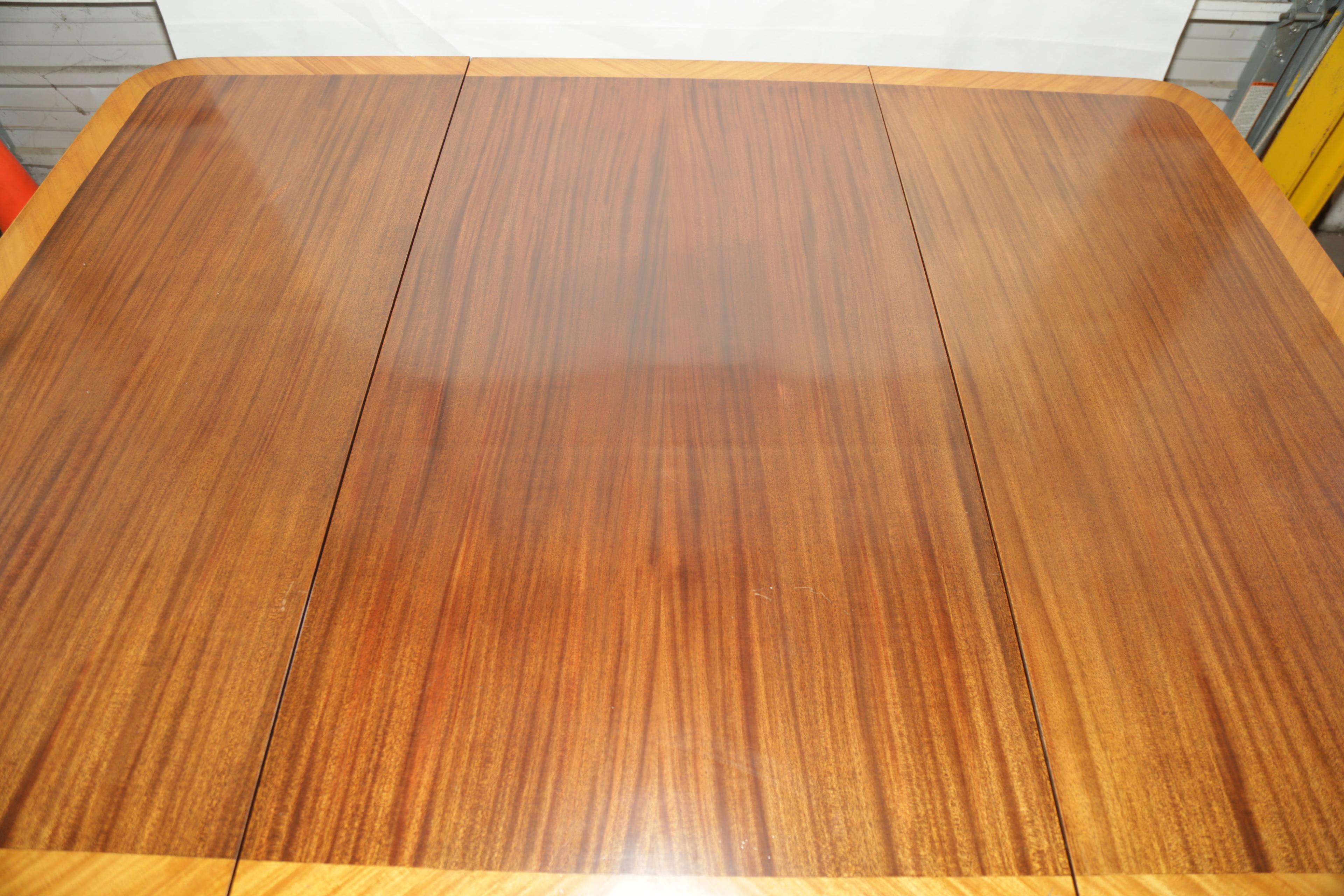 Duncan Phyfe Style Mahogany Drop Leaf Table by Elite Furniture