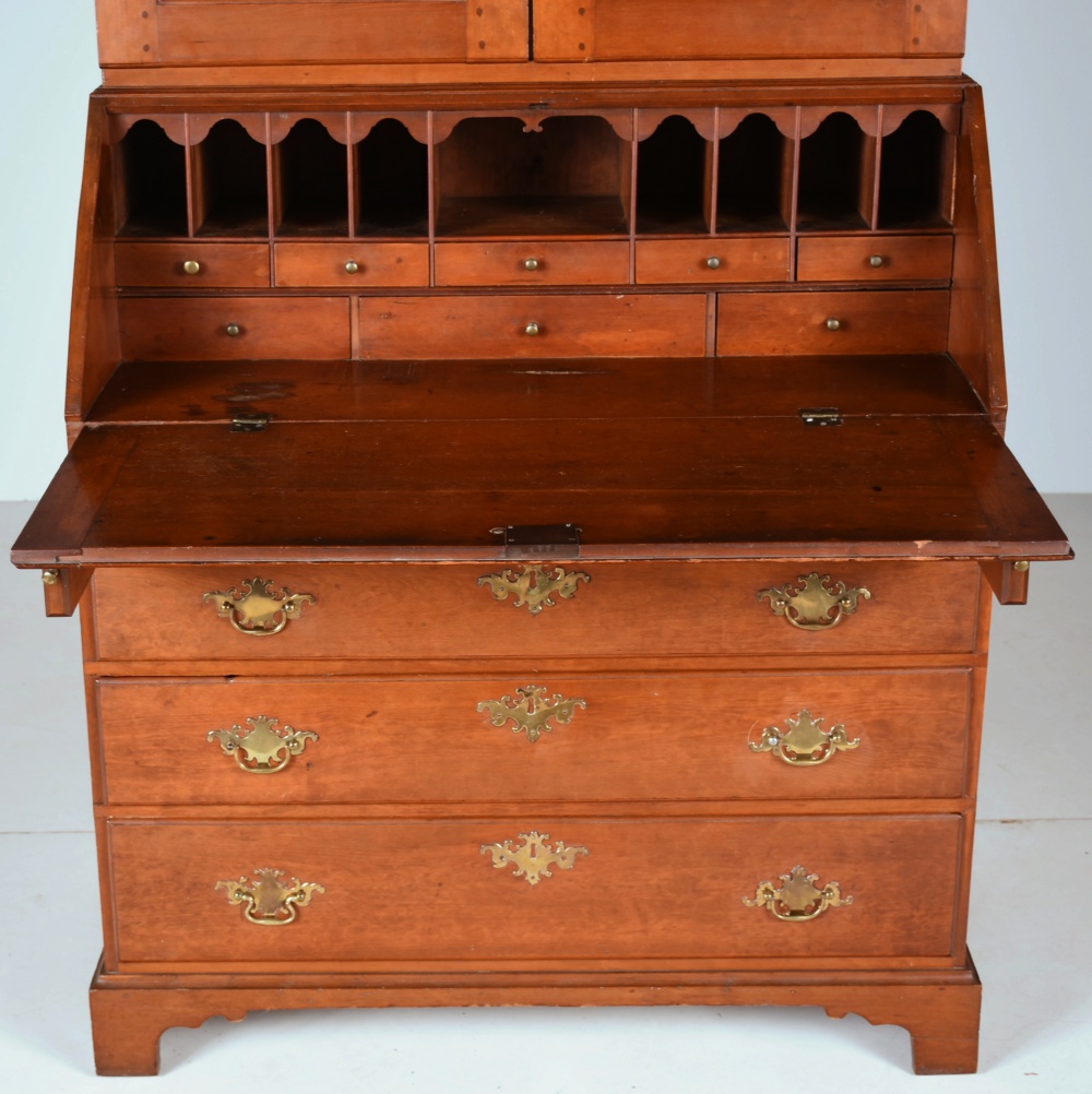 Early 19th Century Federal Kentucky Secretary Bookcase in Cherry