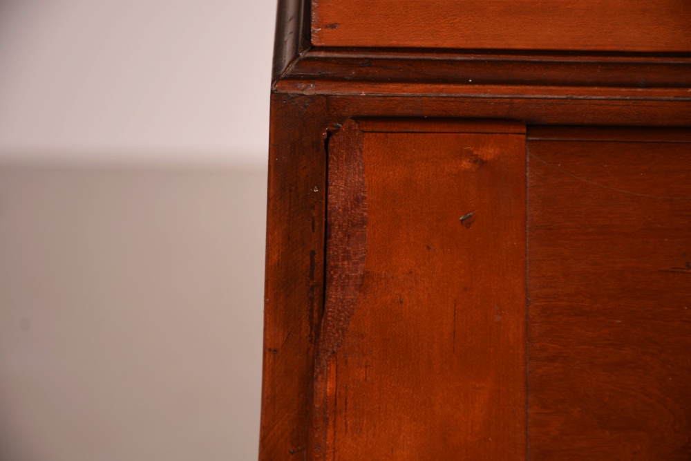 Early 19th Century Federal Kentucky Secretary Bookcase in Cherry