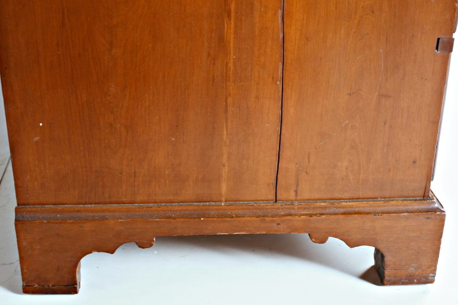 Early 19th Century Federal Kentucky Secretary Bookcase in Cherry