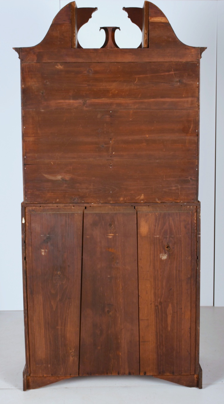 Early 19th Century Federal Kentucky Secretary Bookcase in Cherry