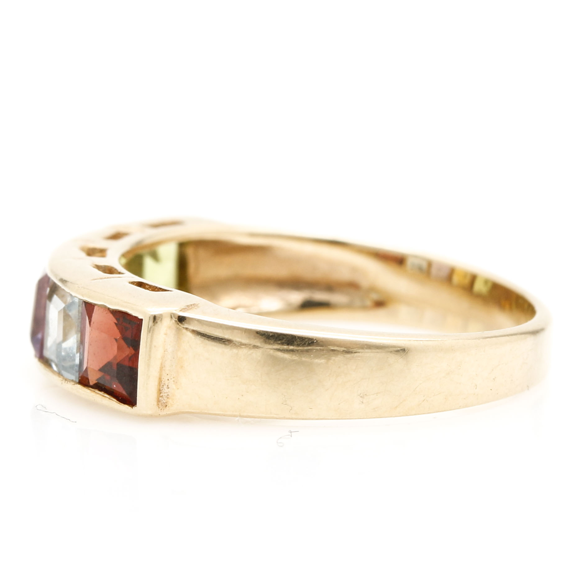 10K Yellow Gold Semi-Precious Stone Ring