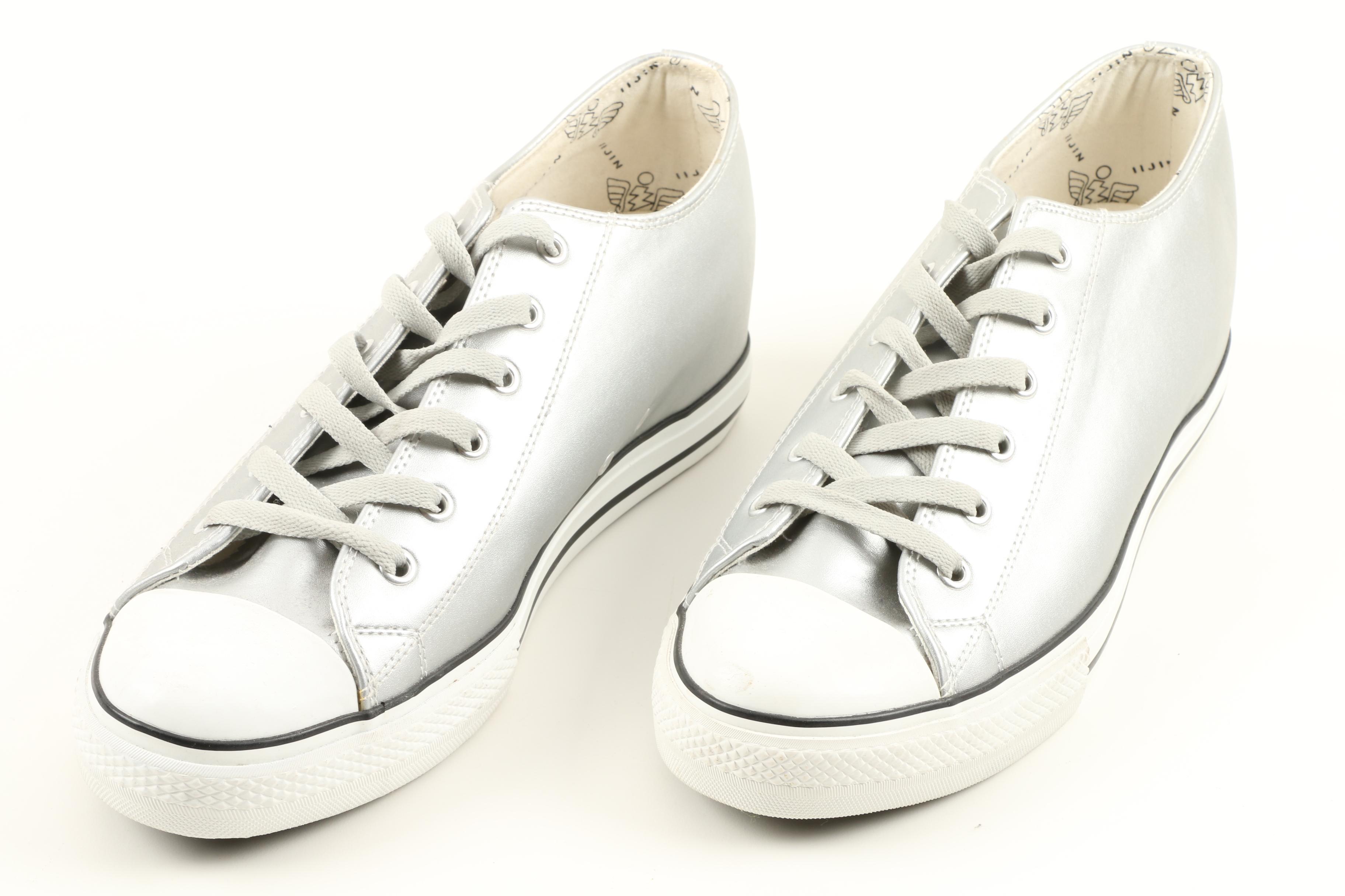 iiJin Metallic Silver Sneakers