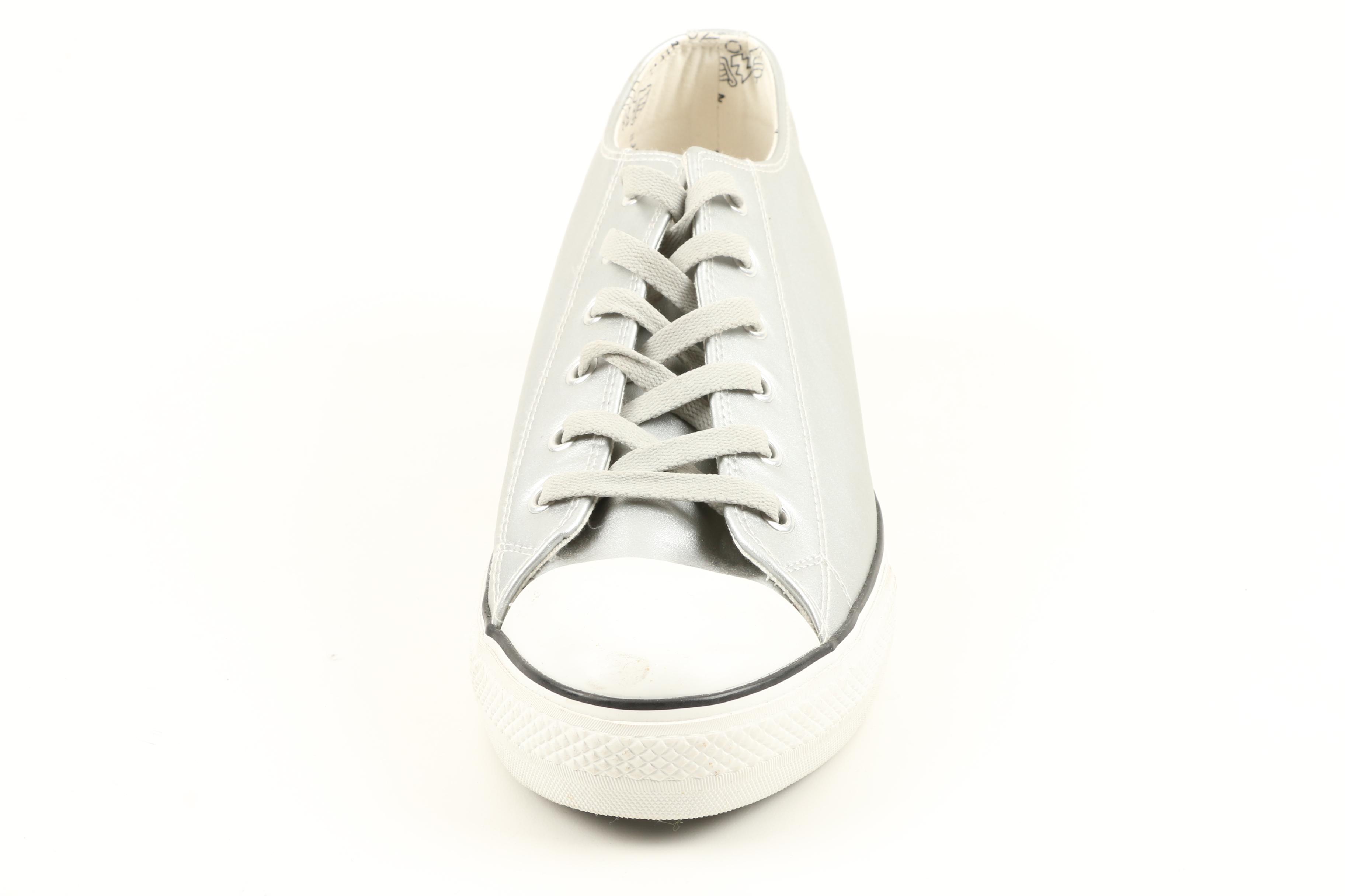 iiJin Metallic Silver Sneakers