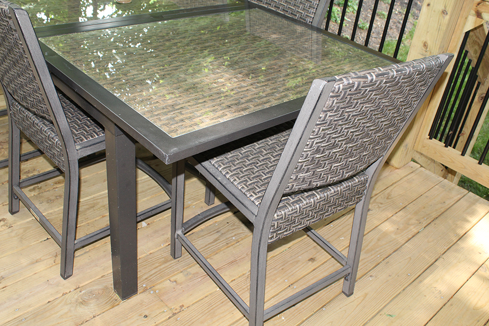 "Carol Stream" Outdoor Wicker Extendable Patio Table with Chairs by Hampton Bay