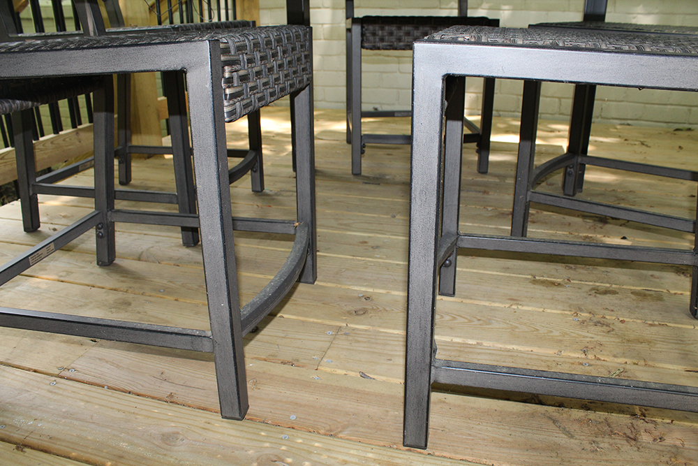 "Carol Stream" Outdoor Wicker Extendable Patio Table with Chairs by Hampton Bay