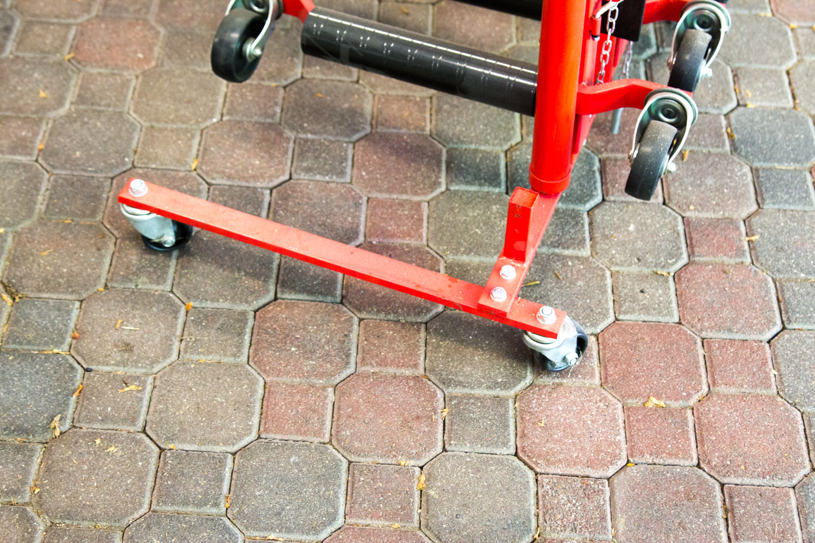 Griot's Garage Hydraulic Automobile Wheel Dolly Set and Stand