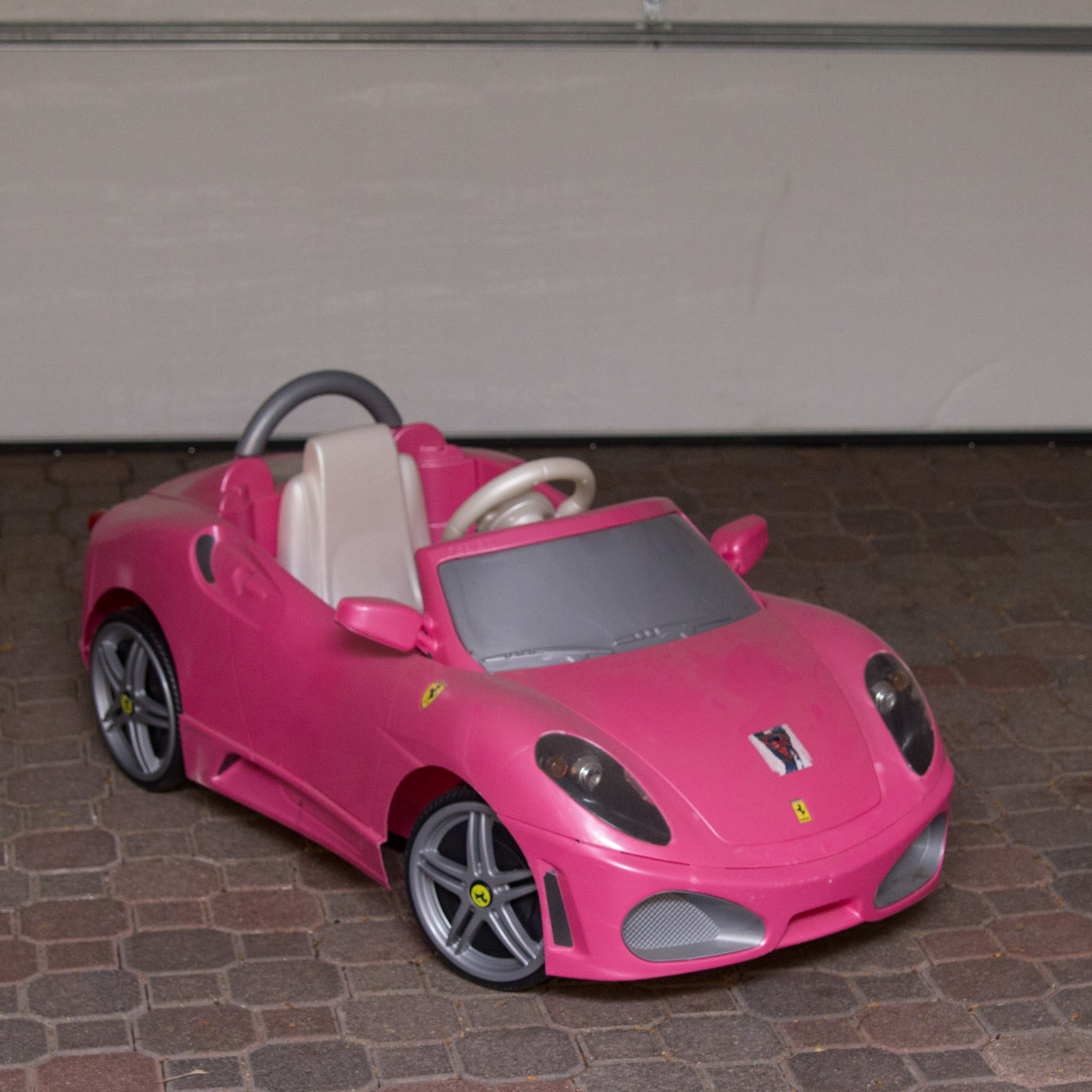 Children's Ferrari F430 6v Rechargeable Car by Feber