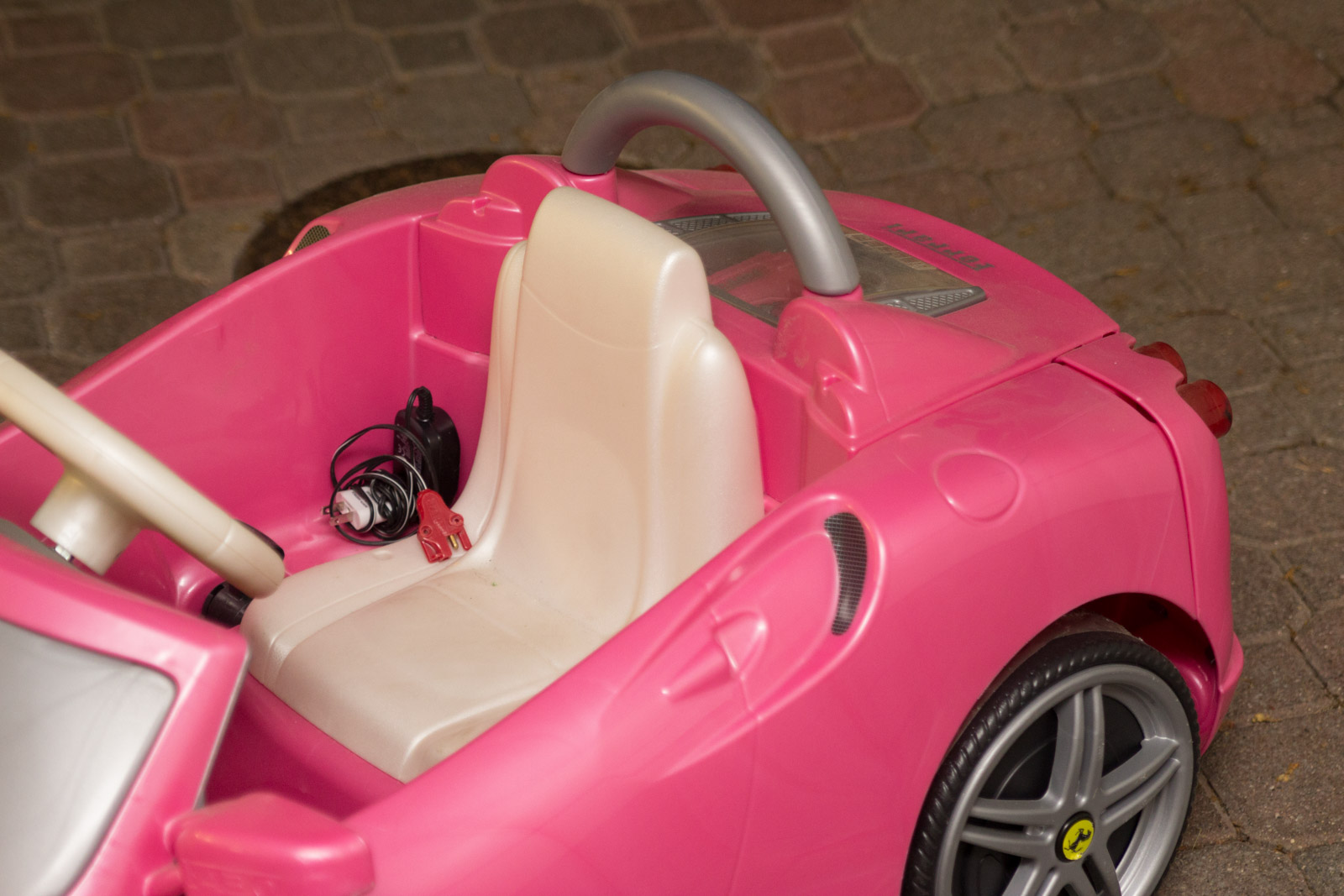 Children's Ferrari F430 6v Rechargeable Car by Feber