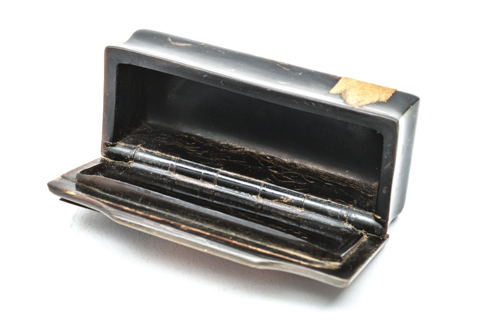Antique Carved Horn and Tortoise Shell Snuff Box