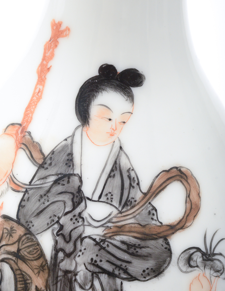 Early 20th Century Chinese Porcelain Vase