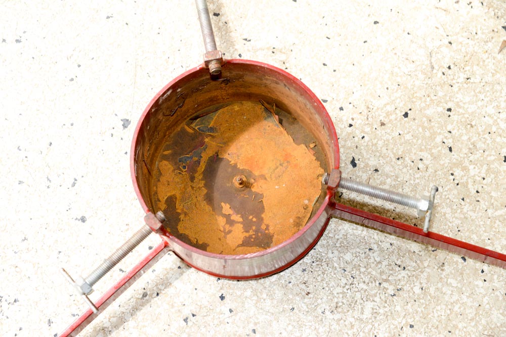 Bowling's Christmas Tree Stand