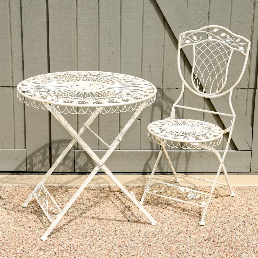 White Metal Patio Side Table and Chair