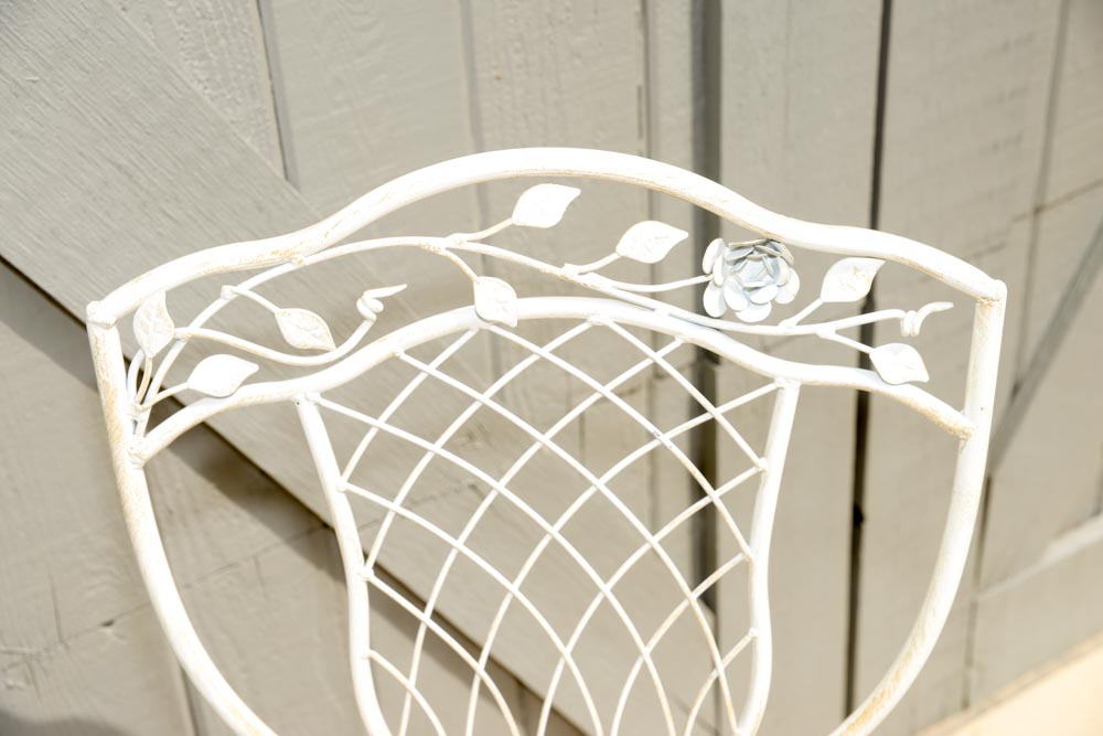 White Metal Patio Side Table and Chair