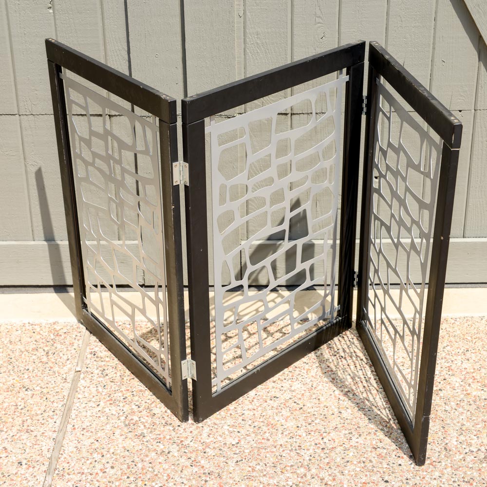 Tri-Fold Metal and Wood Screen