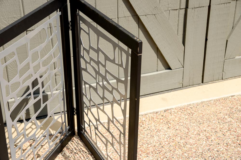 Tri-Fold Metal and Wood Screen