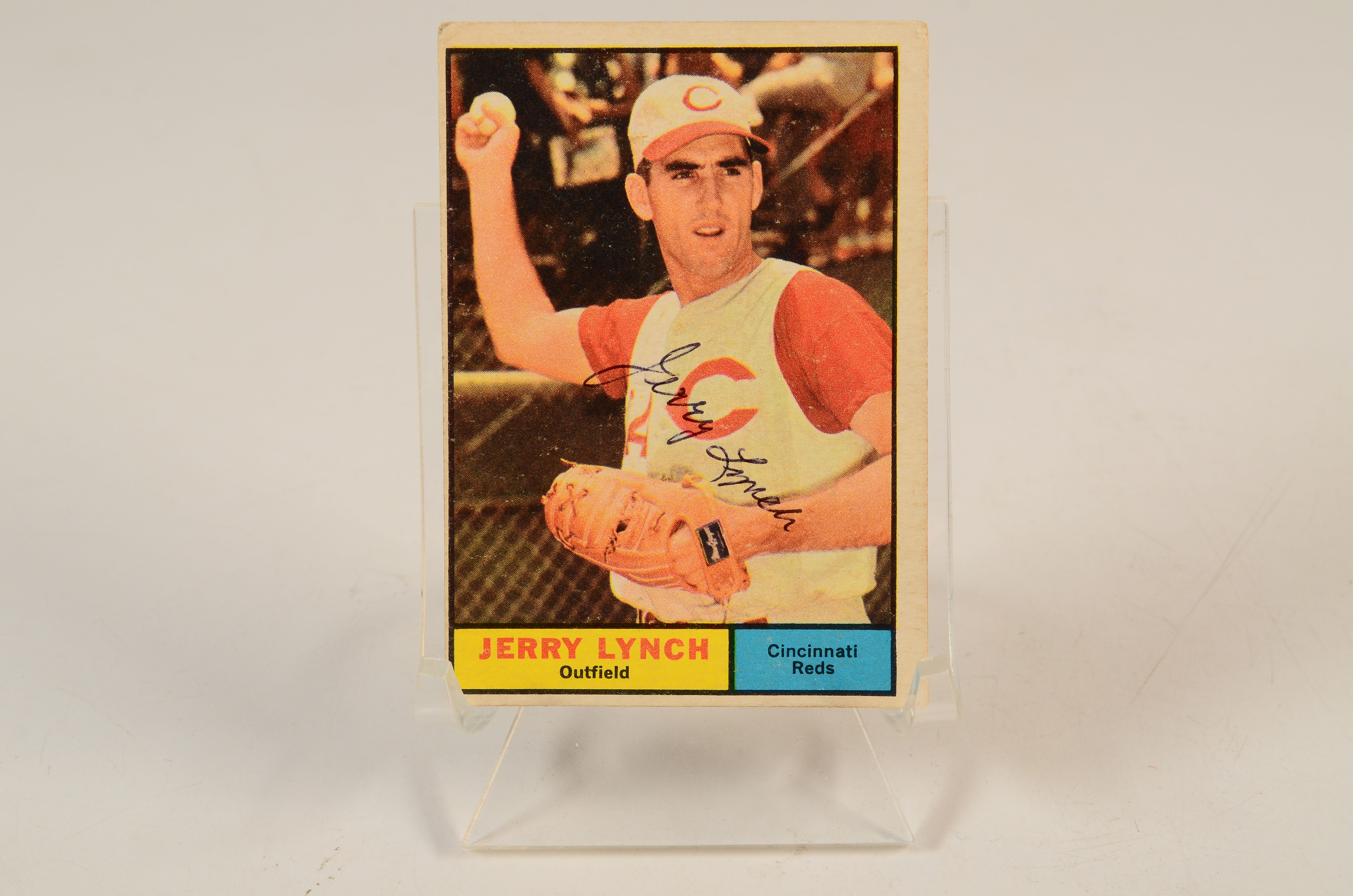 Twelve Cincinnati Reds Signed Baseball Cards