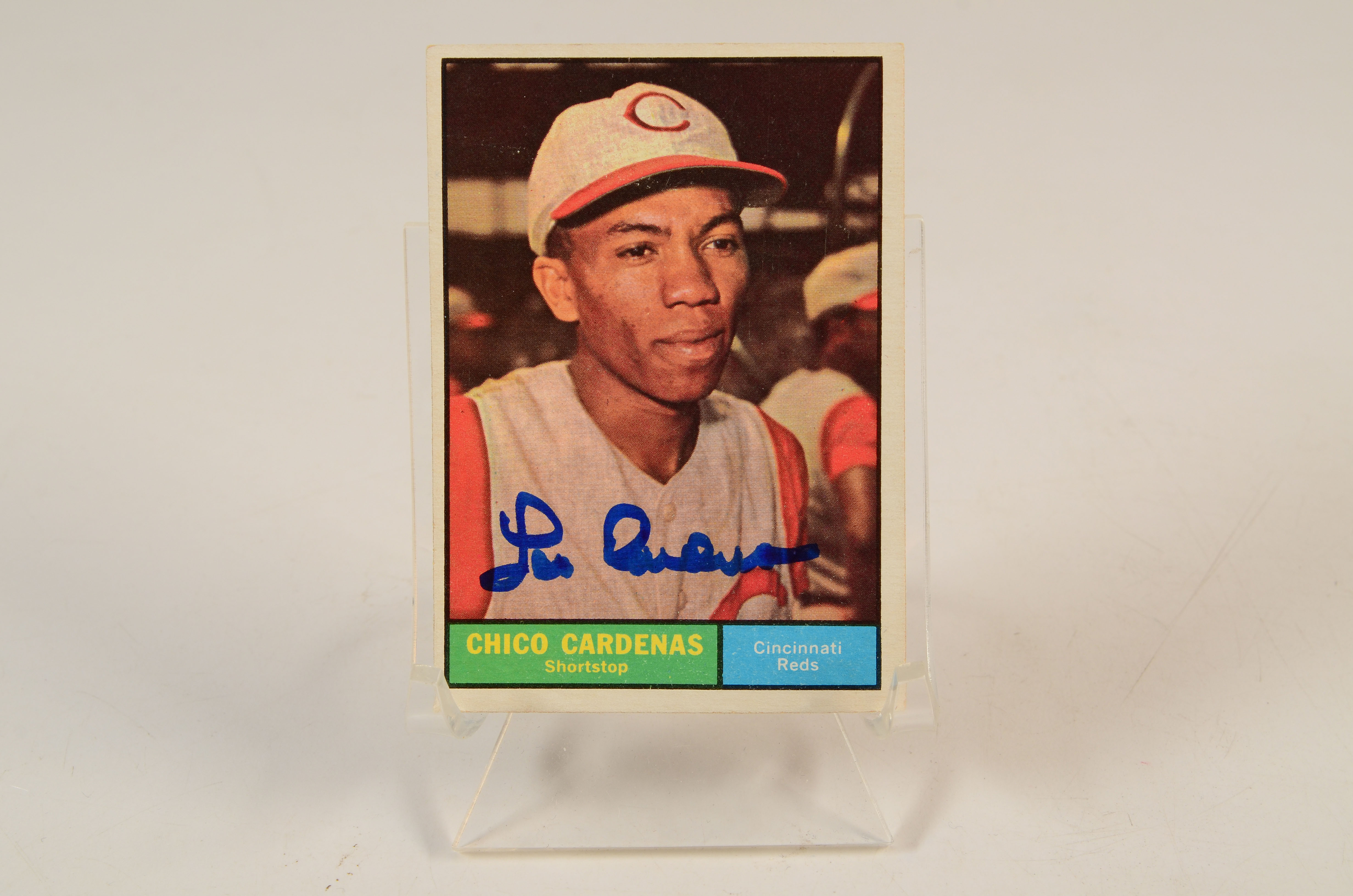 Twelve Cincinnati Reds Signed Baseball Cards