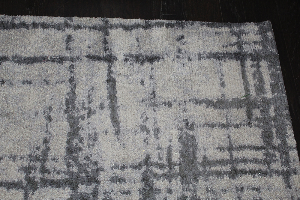 Contemporary Gray and Charcoal Area Rug by Loloi