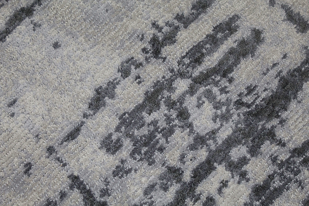 Contemporary Gray and Charcoal Area Rug by Loloi