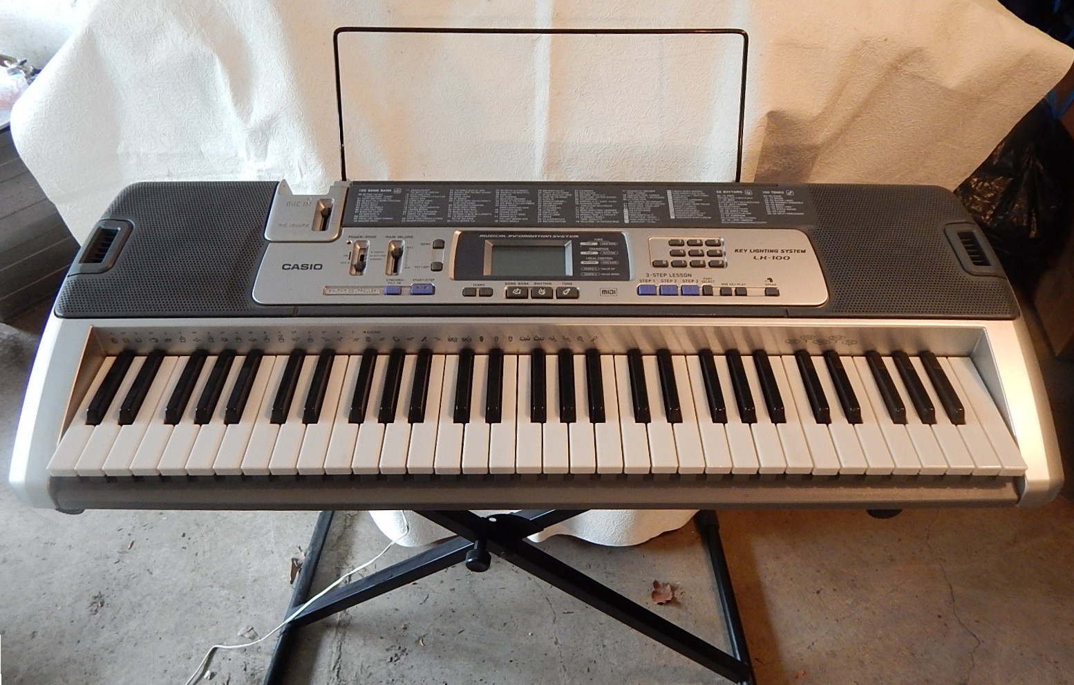Casio Keyboard and Stand
