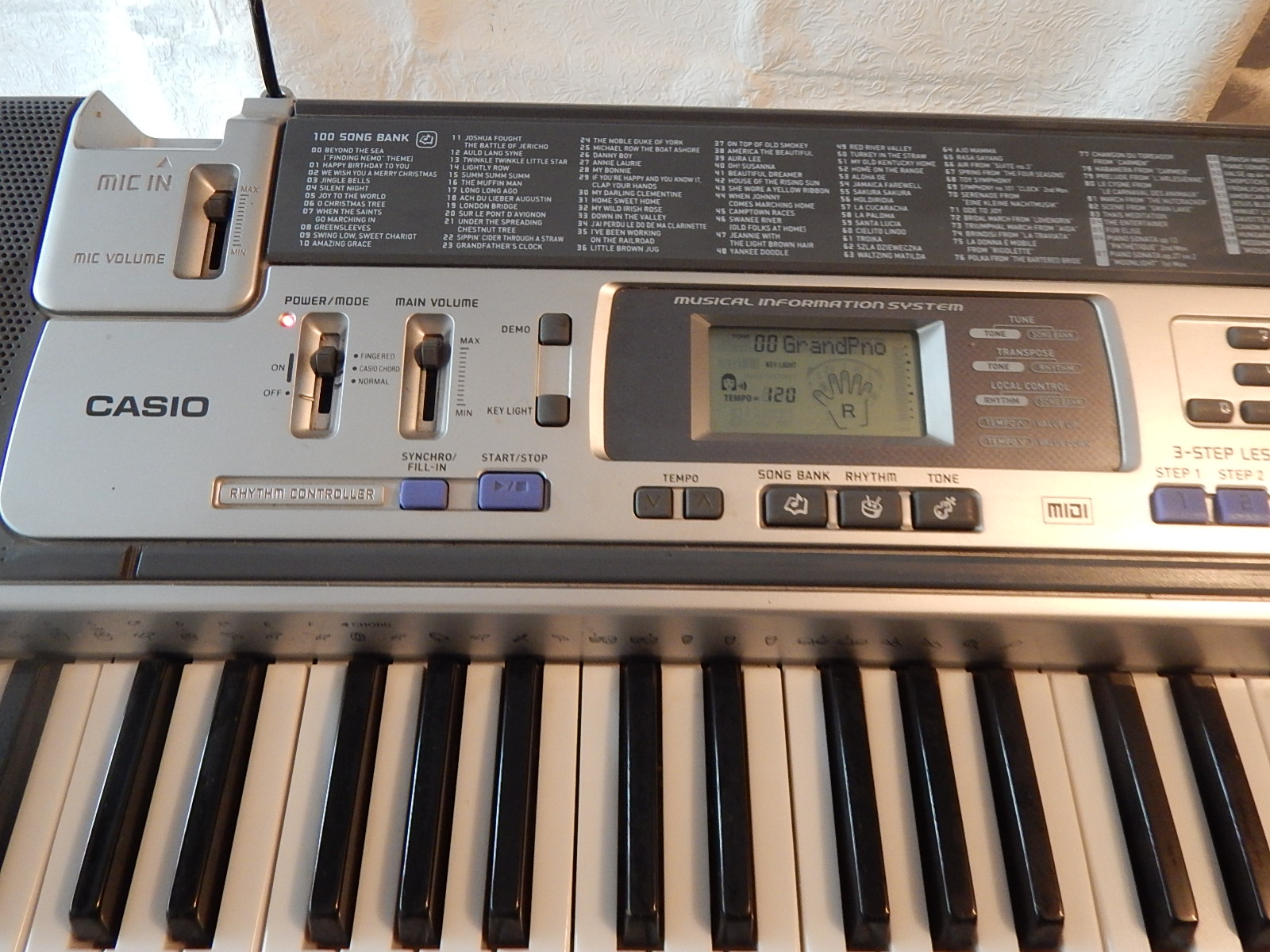 Casio Keyboard and Stand