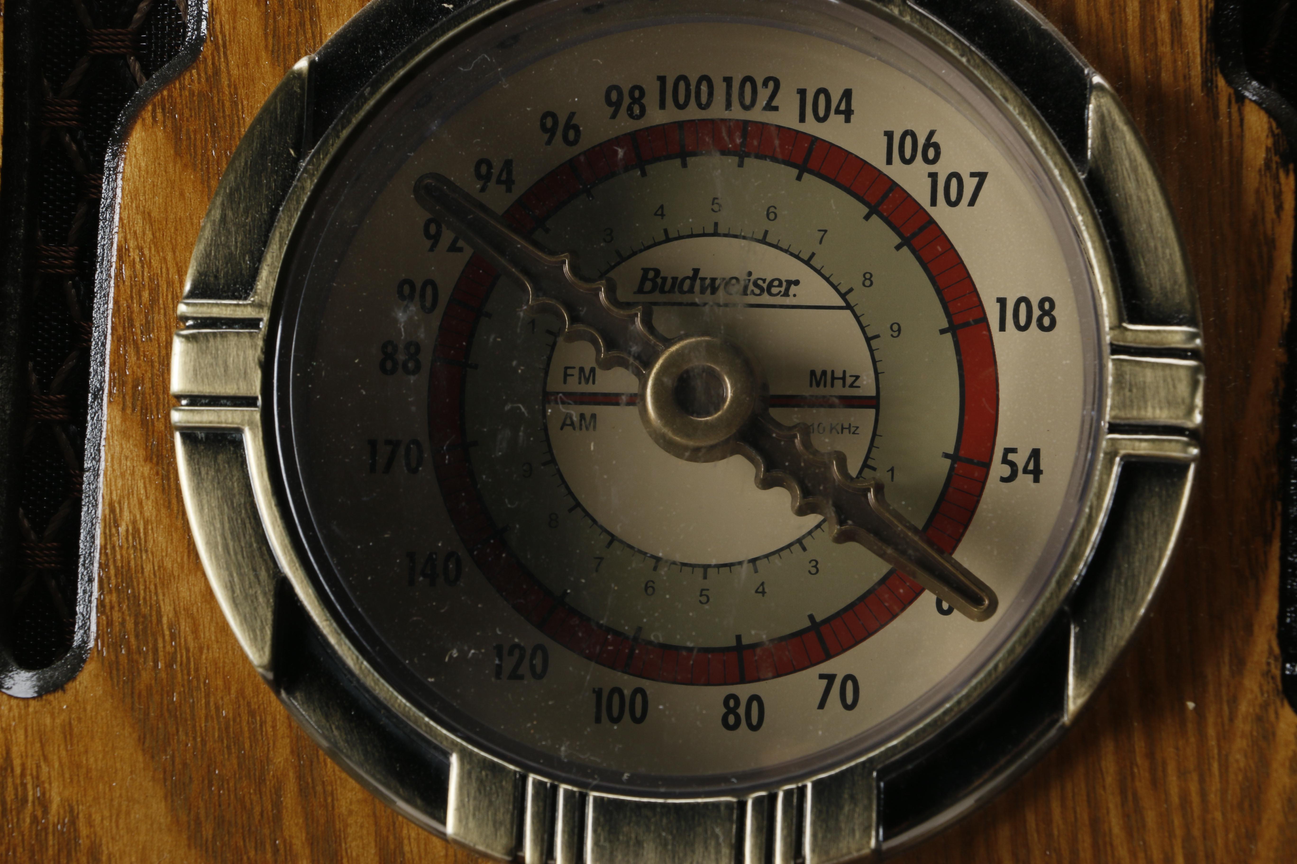 Faux Vintage Crosley Budweiser Collector's Edition Cassette Radio