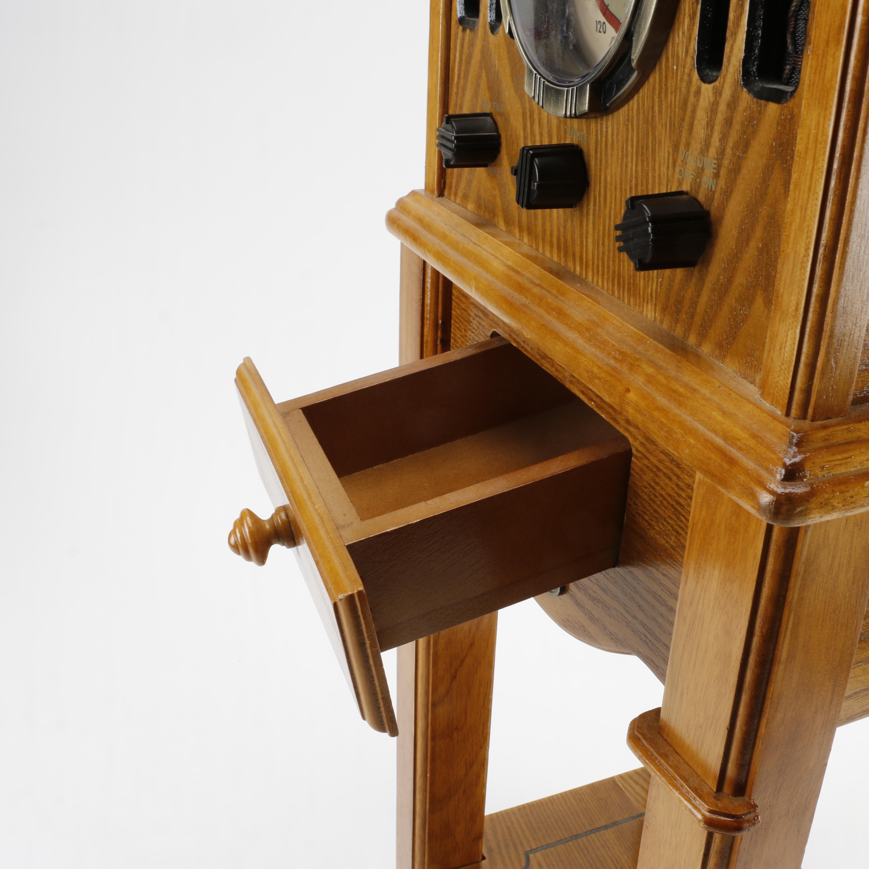 Faux Vintage Crosley Budweiser Collector's Edition Cassette Radio