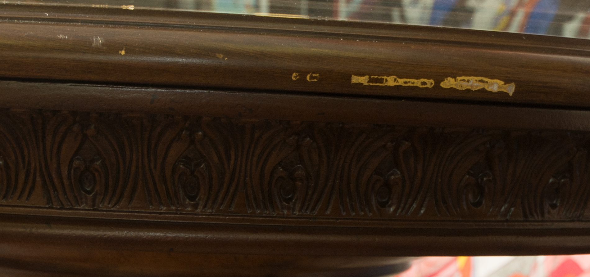 Havertys Villa Clare Round Dining Table