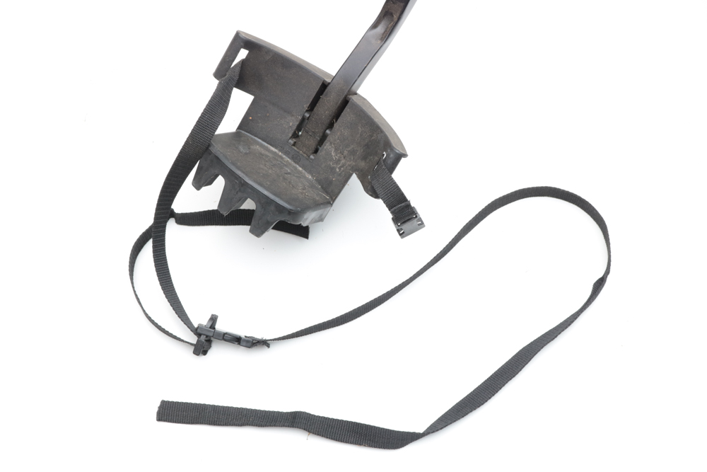 Acuity Two Wheel Golf Push Pull Cart with Golf Equipment