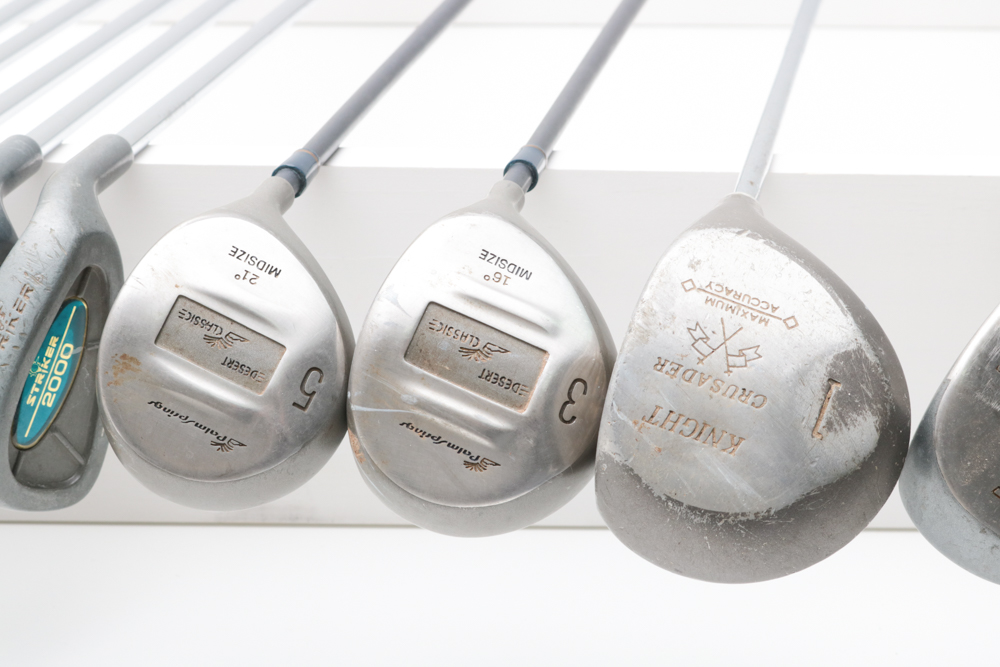 Foldable Two Wheel Push/Pull Wilson Golf Cart with Wilson Bag and Variety of Clubs