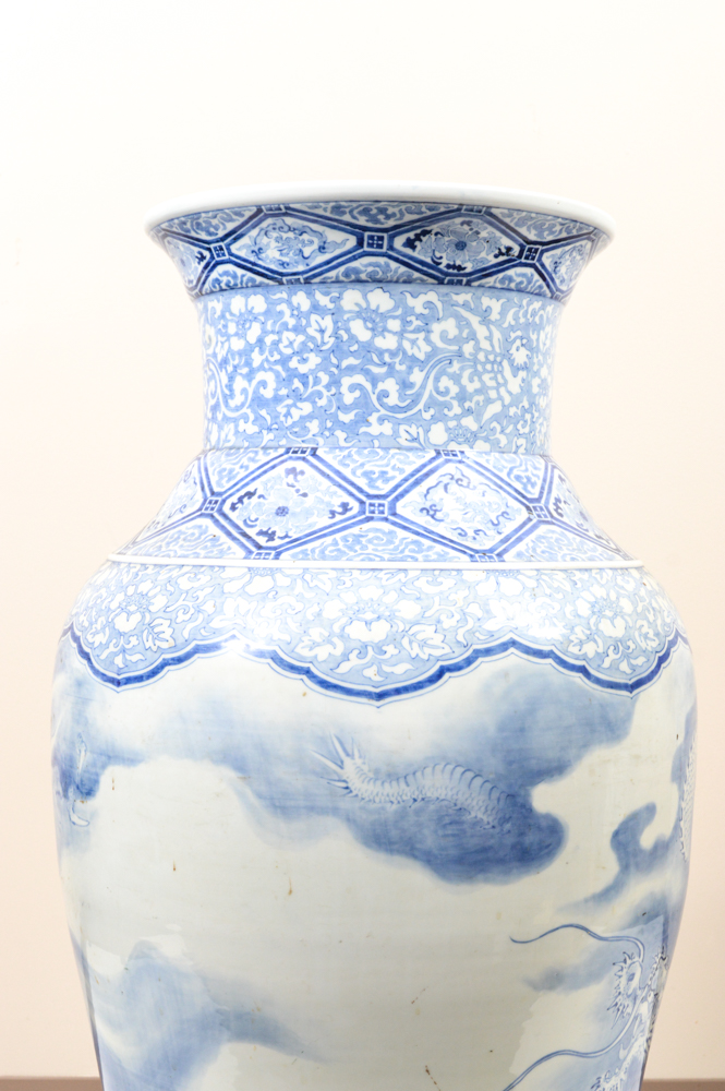 Japanese Meiji Period Imari Style Floor Vase