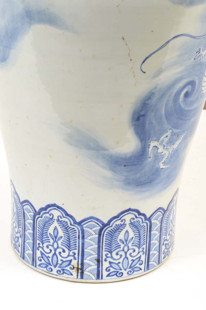 Japanese Meiji Period Imari Style Floor Vase