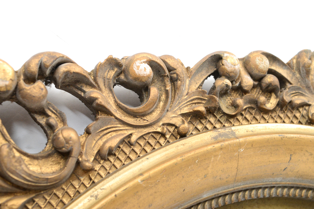 Vintage Gold Tone Frame with Oval Glass