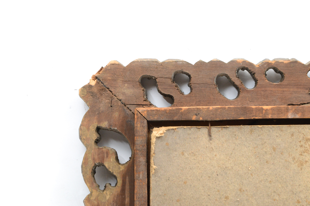 Vintage Gold Tone Frame with Oval Glass