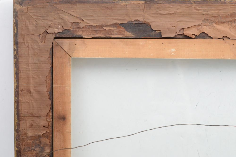 Vintage Ornate Gold Tone Frame with Oak Leaf Decoration