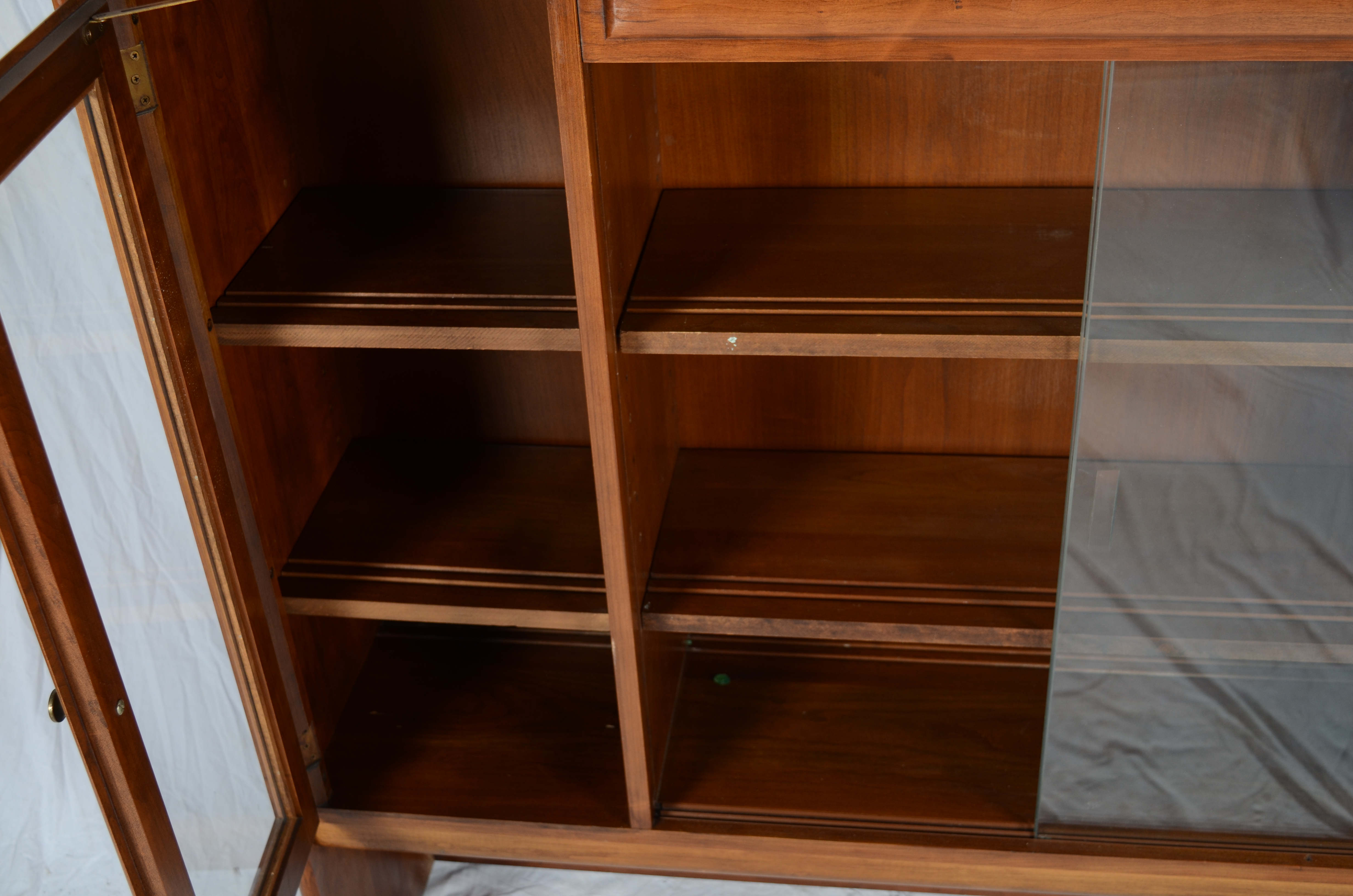 Mid Century Modern Heywood Wakefield "Cliff House" Buffet with China Cabinet