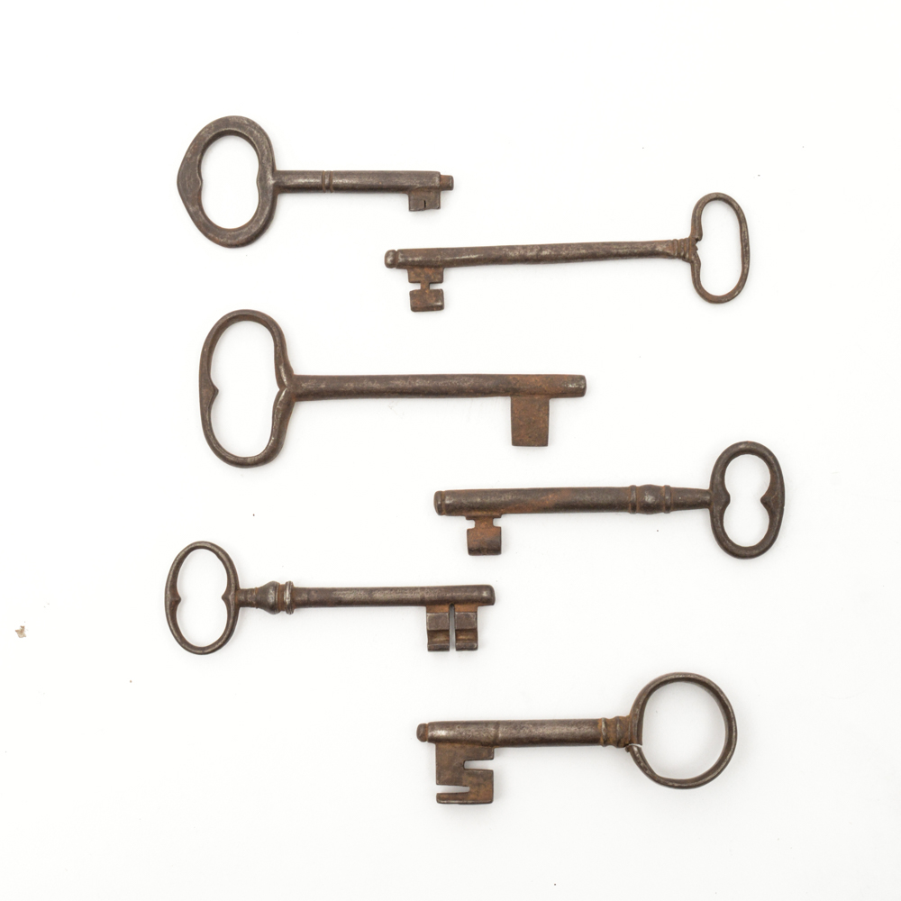 Six Antique Metal Skeleton Keys