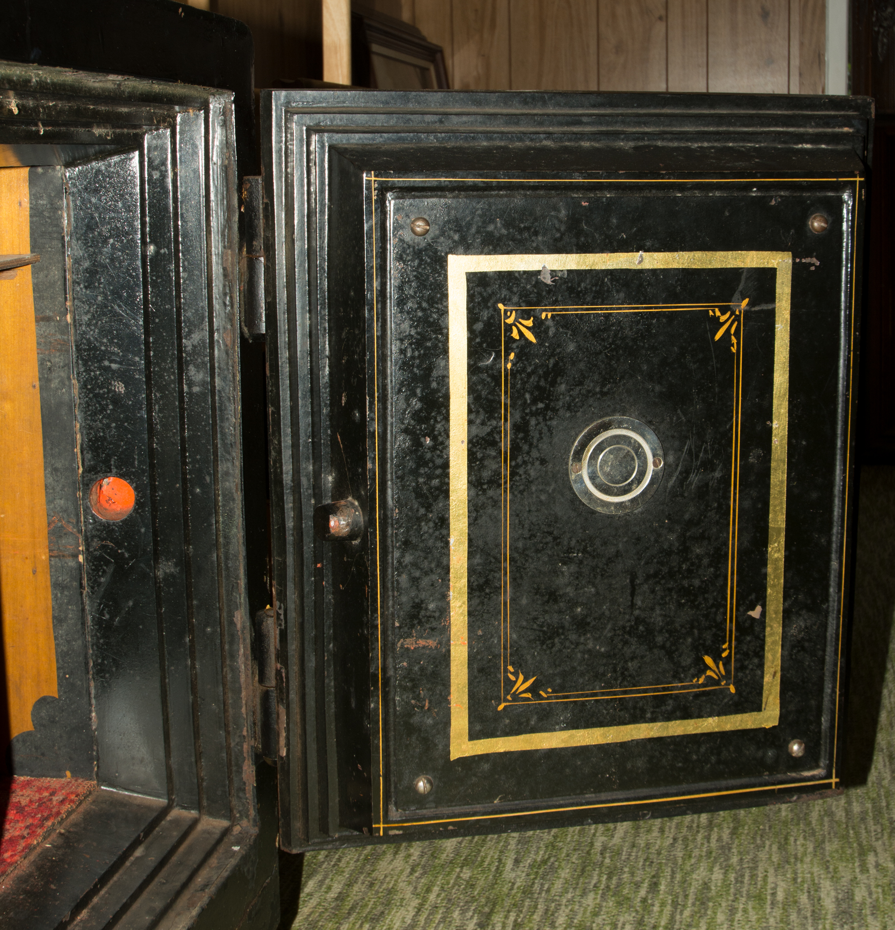 Antique Yale Safe